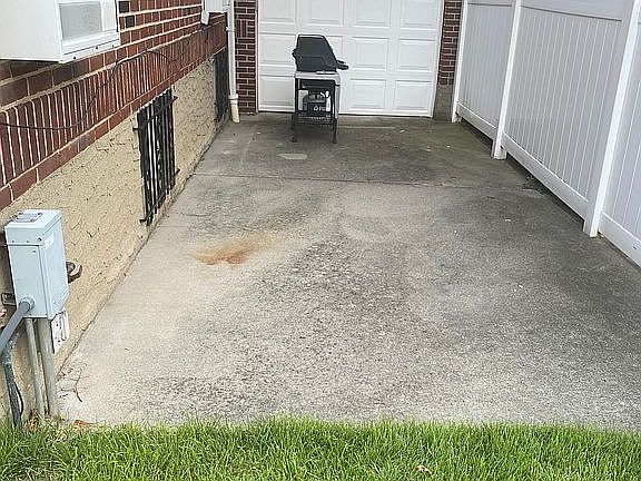 5th image of 5914 136th St