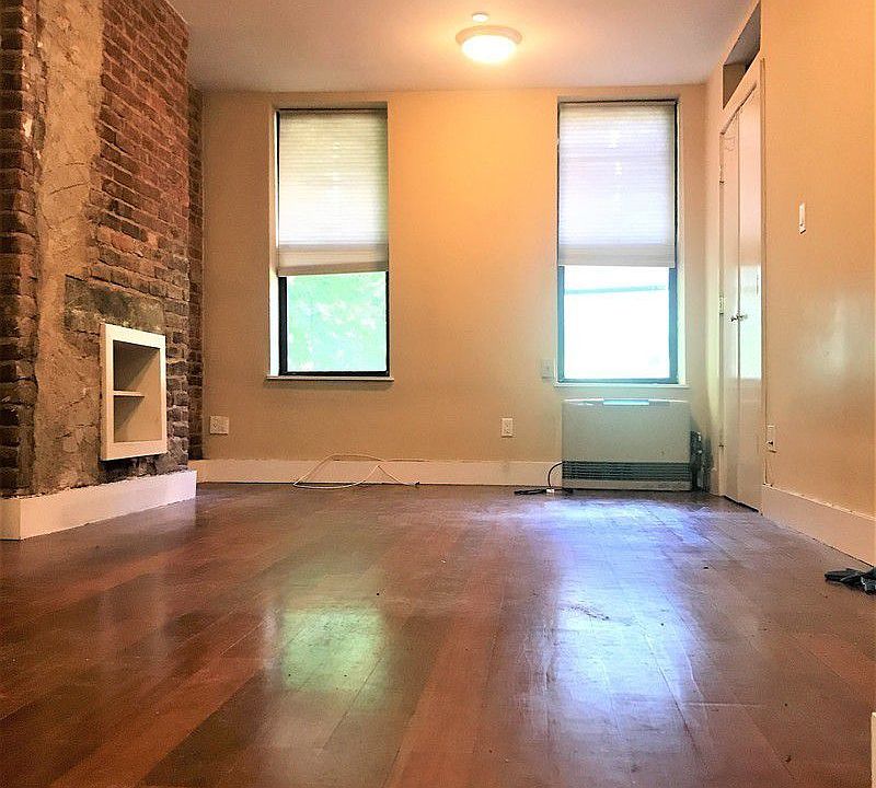 1st image of 515 E 5th St APT 2B