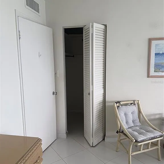 775 John Ringling Blvd #33 — Photo 17