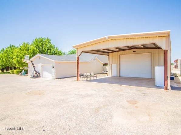 1319 N Cedar St, Brownfield, TX 79316