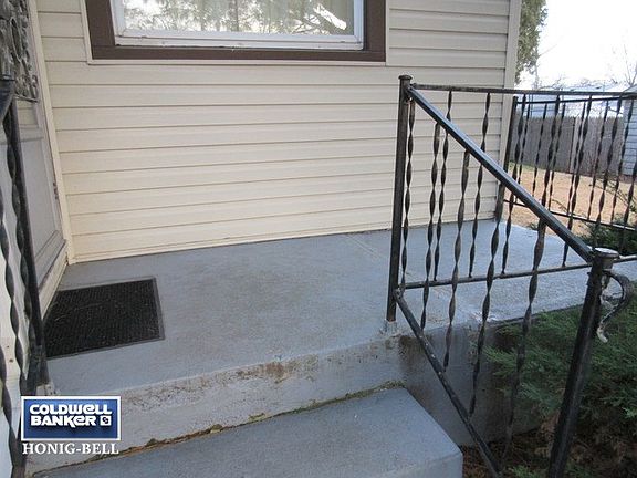2nd image of 810 Glidden Ave