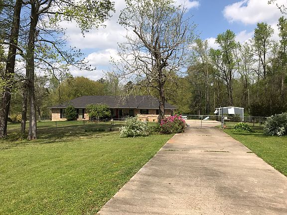 4th image of 402 Lakeview Dr