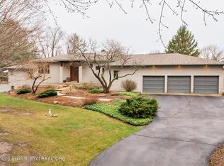 1879 Culver Hill Dr, Williamston, MI 48895