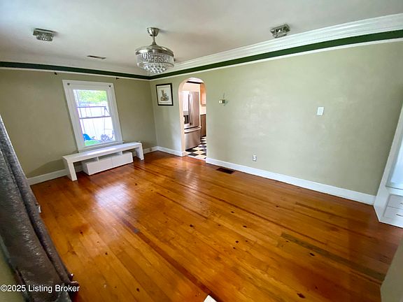2nd image of 7429 Virginia Ave