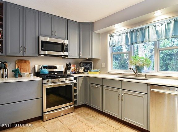 5th image of 242 N Cady Dr