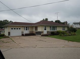 100 S 1st St, Springbrook, IA 52075