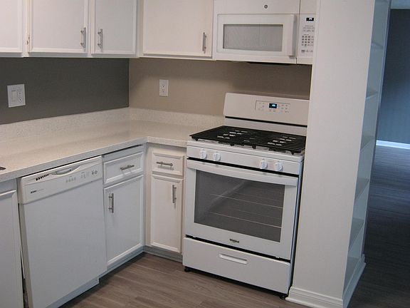 5th image of 9936 Ramona St APT 16