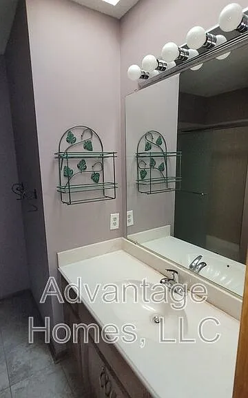 10701 W 115th Ter — Photo 24