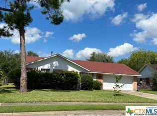 4613 Begonia St, Victoria, TX 77904