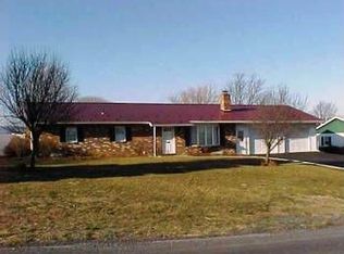 989 Ridge Rd, Shippensburg, PA 17257