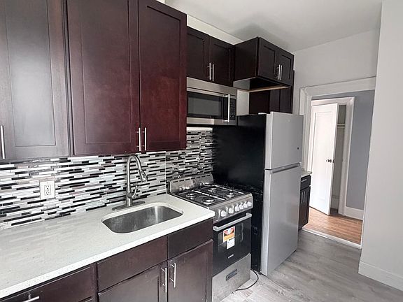 2nd image of 149 Zabriskie St #21A