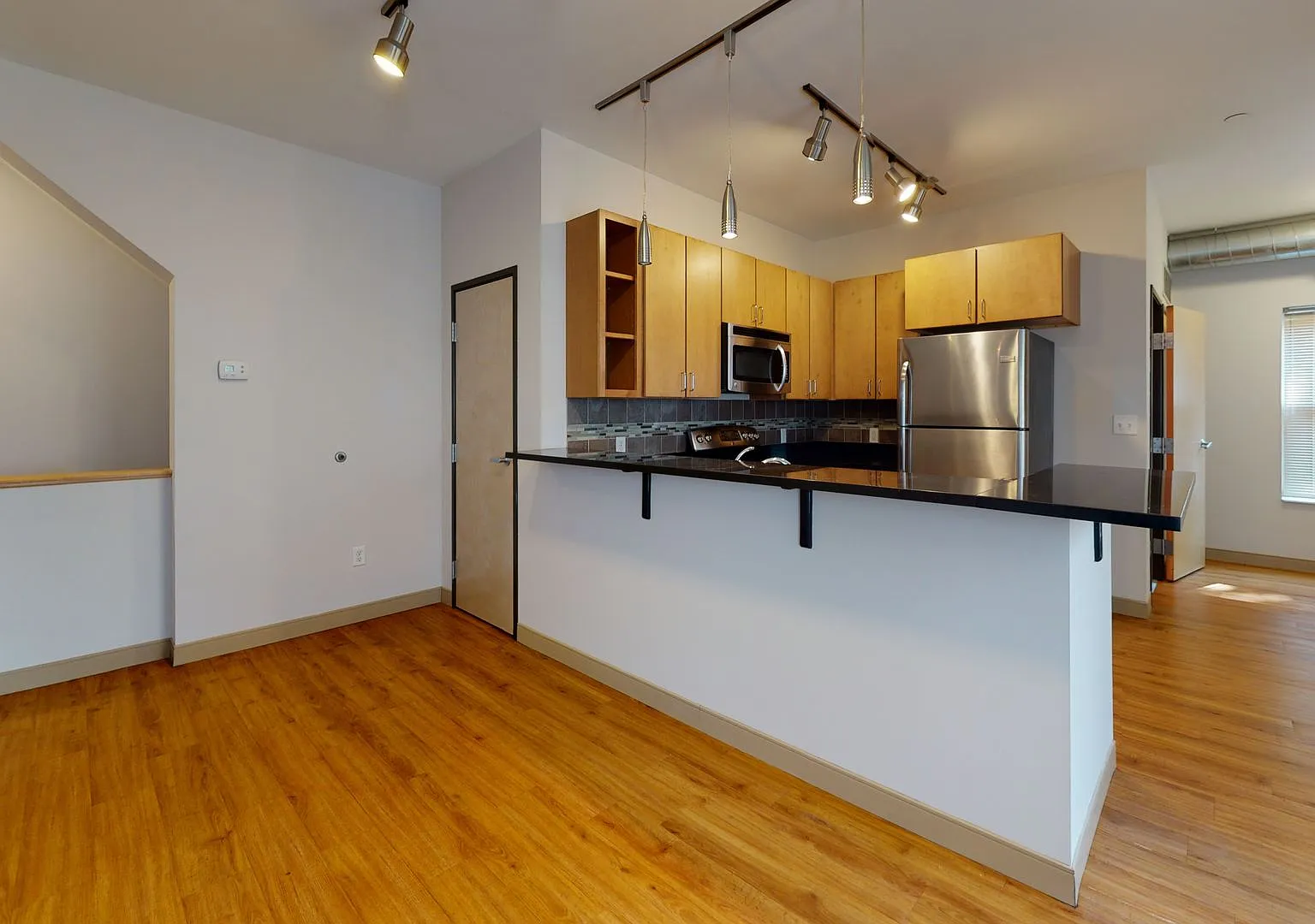 Cluster: 1011 & 1015 4th St SE — Photo 1