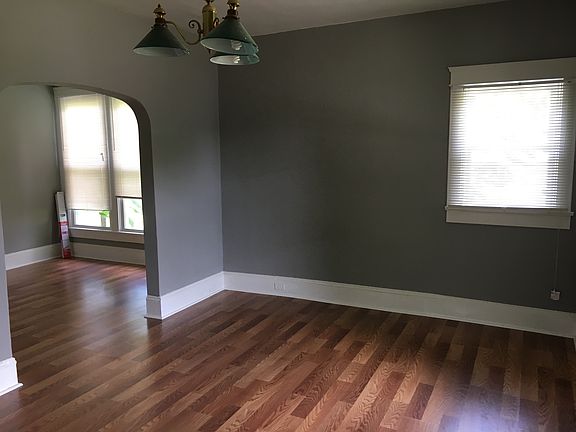 3rd image of 1937 Keith Ave
