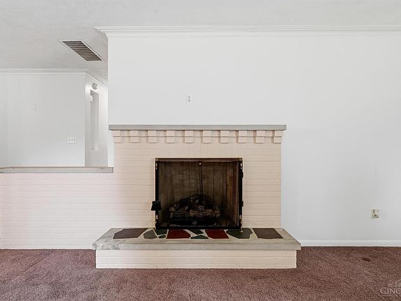 5th image of 196 Virginia Cir