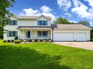 2662 Becky Thatcher Rd, Muscatine, IA 52761