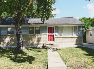 8222 W Custer Ave, Milwaukee, WI 53218
