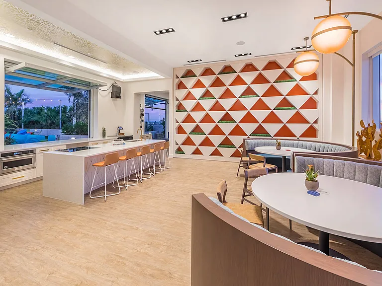 Vita Apartment Homes — Photo 30