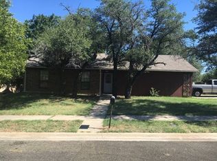 933 Edwards St, Copperas Cove, TX 76522