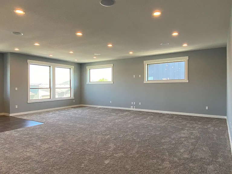 112 Southshore Ave — Photo 7
