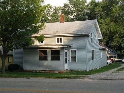 2nd image of 319 E Main St