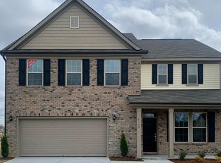 4160 Weavers Pond Dr, Zebulon, NC 27597