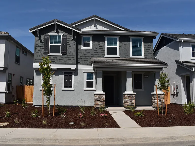 10114 Elise Way — Photo 1