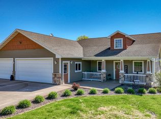 N5906 Rustad Ln, Durand, WI 54736