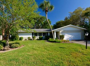 641 Apalachicola Rd, Venice, FL 34285