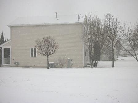 2nd image of 2223 N Canterbury Ln