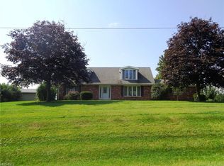 1676 Ridge Rd NW, Bolivar, OH 44612