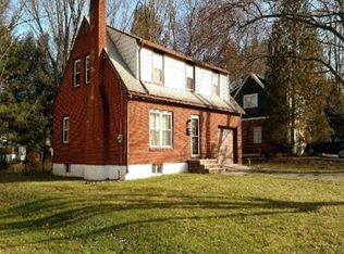 1009 Glenwood Rd, Vestal, NY 13850