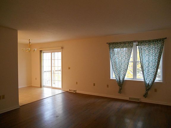 3rd image of 1122 Belleview Dr