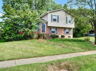 10715 Blackwood Rd, Jeffersontown, KY
