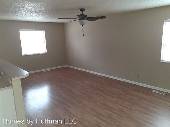 4th image of 2898 John Ave