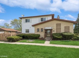 7960 W Park Ave, Niles, IL 60714