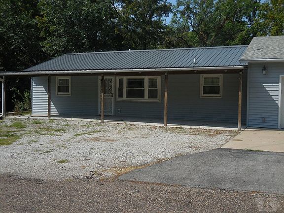 2nd image of 314 Plaza Dr