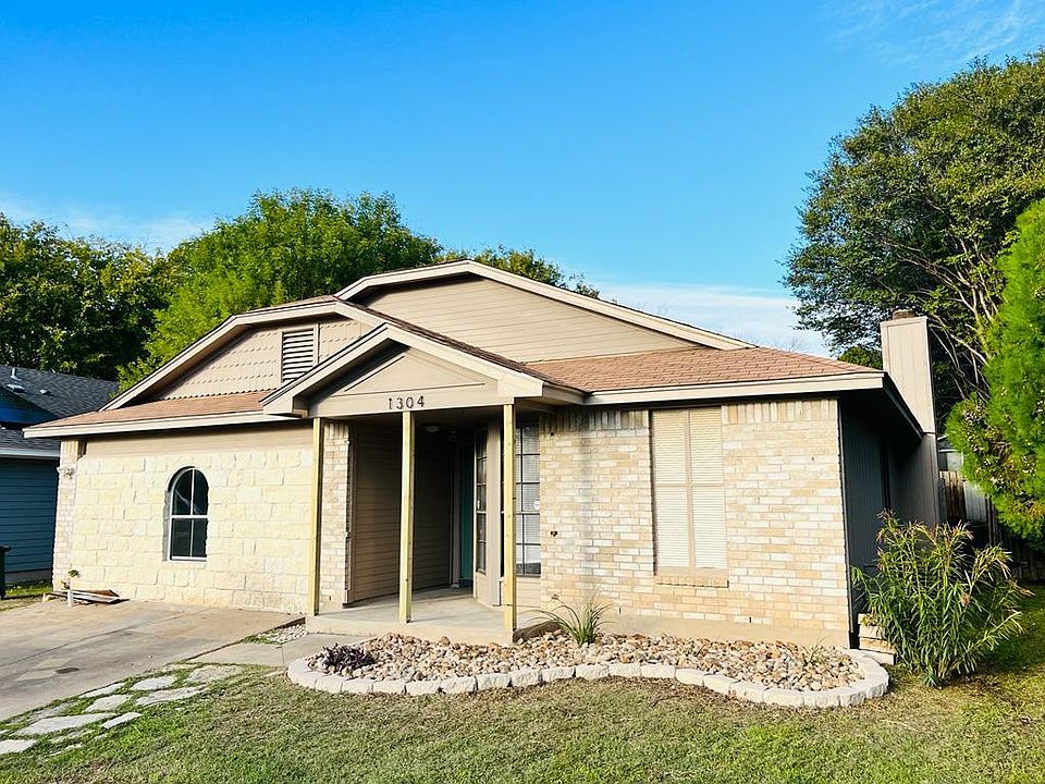 1st image of 1304 Dominique Dr