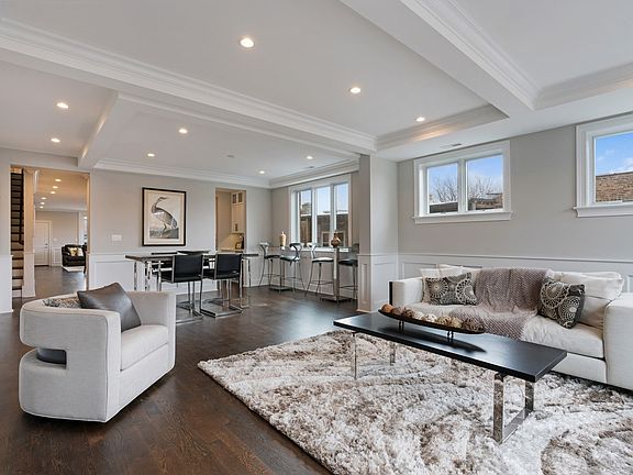 4th image of 3607 N Damen Ave #3PH
