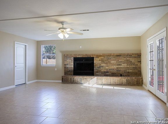 3rd image of 1623 Arroya Vista Dr