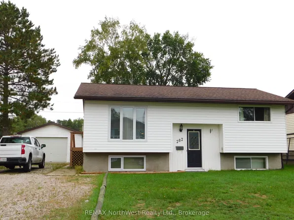 282 Wilde St, Dryden, ON P8N 3A9