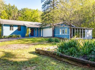29845 N River Dr, Libertyville, IL