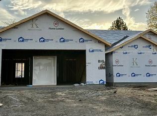 1125 N Walsh St, Garrett, IN 46738
