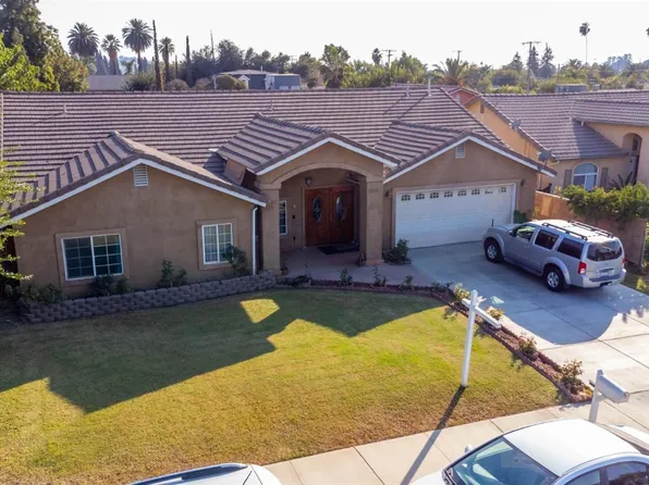 1015 E Thurman Avenue, Porterville, CA 93257