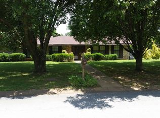 304 Clearview St SW, Decatur, AL 35601