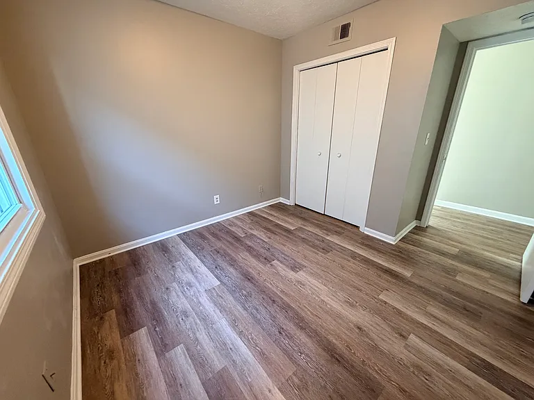1307 E Market St #1 — Photo 12