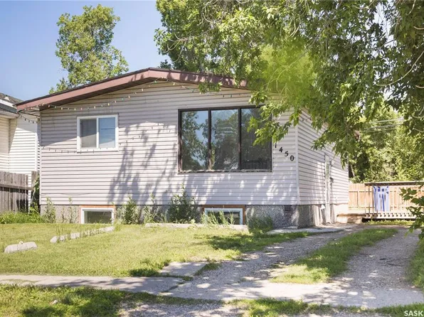 1450 15th St W, Prince Albert, SK S6V 3T1