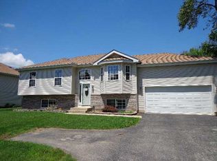 2806 29th St, Zion, IL 60099
