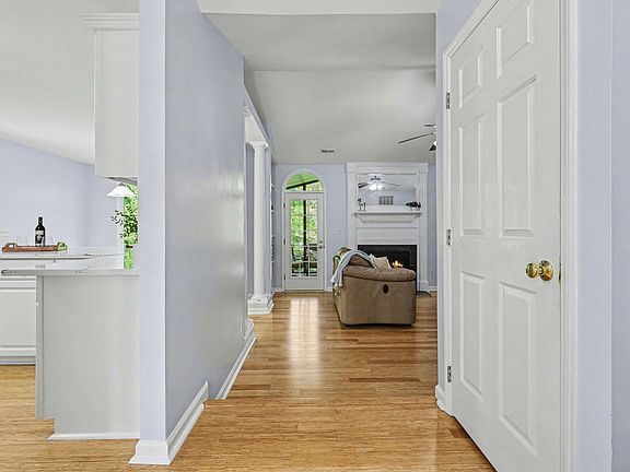 5th image of 3818 Sky Meadow Dr