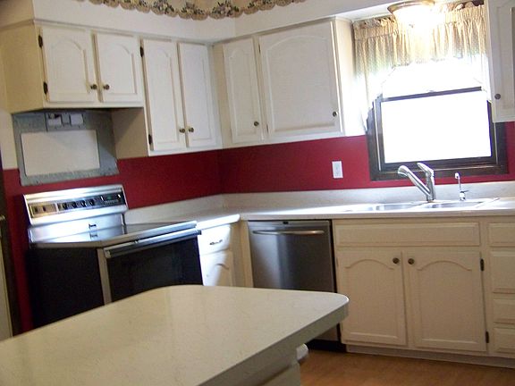 5th image of 1775 E Monona Dr