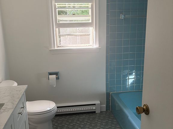 5th image of 151 Sheffield Ln #1